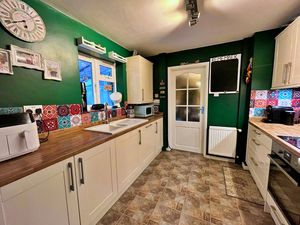 Photo 15- click for photo gallery